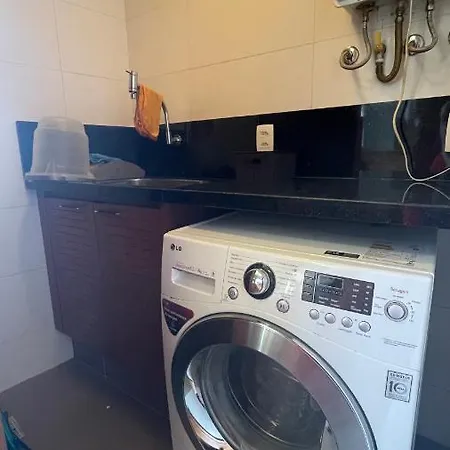 Amplo e iluminado apartamento na Gávea-3